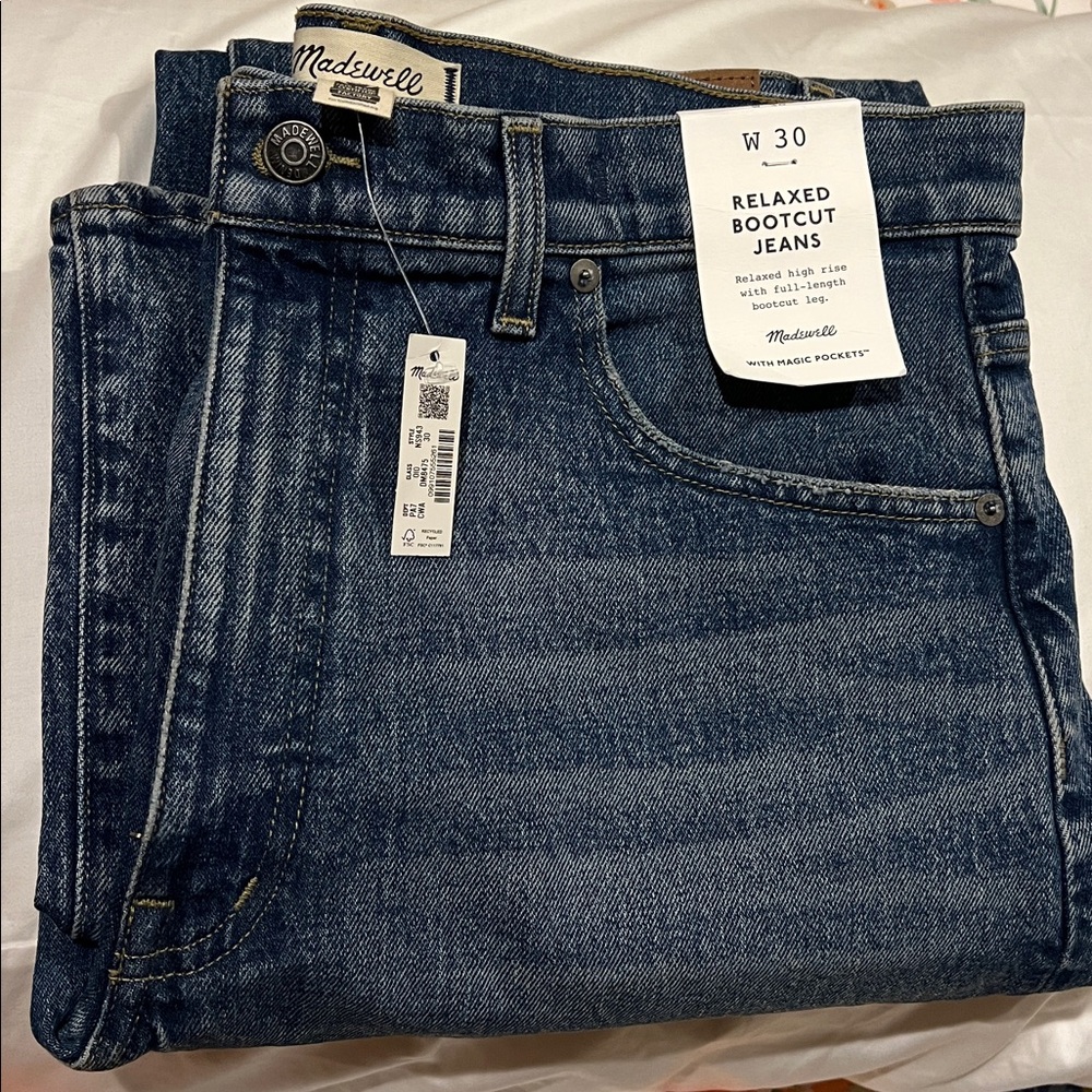 Madewell Women's Relaxed Boot Cut Jeans - Blue